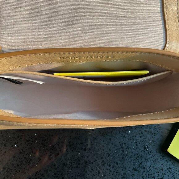 Marc Jacobs Shoulder Beige Handbag - Picture 6 of 8